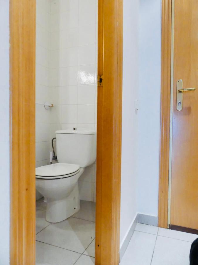 Confortable Pis En Ple Centre De Vic Aptgarbi Exteriör bild